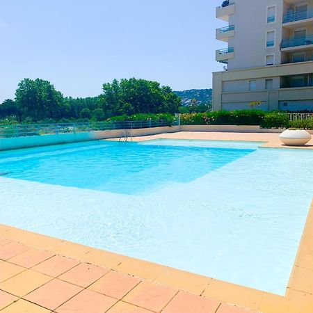 1 Bedroom Sea View, Swimming Pool, Beach On Foot, Parking أنتيب المظهر الخارجي الصورة
